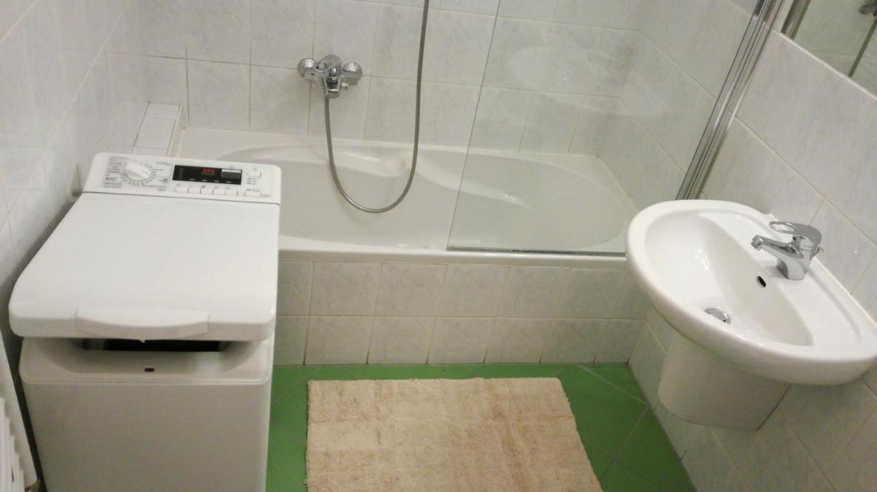 Caesar Apartman บูดาเปสต์ ภายนอก รูปภาพ