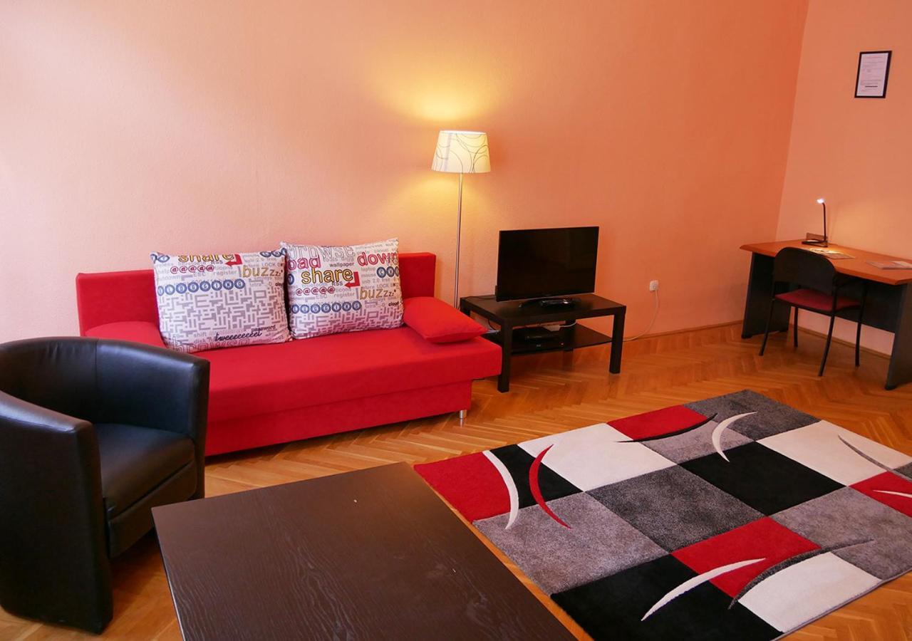 Caesar Apartman บูดาเปสต์ ภายนอก รูปภาพ